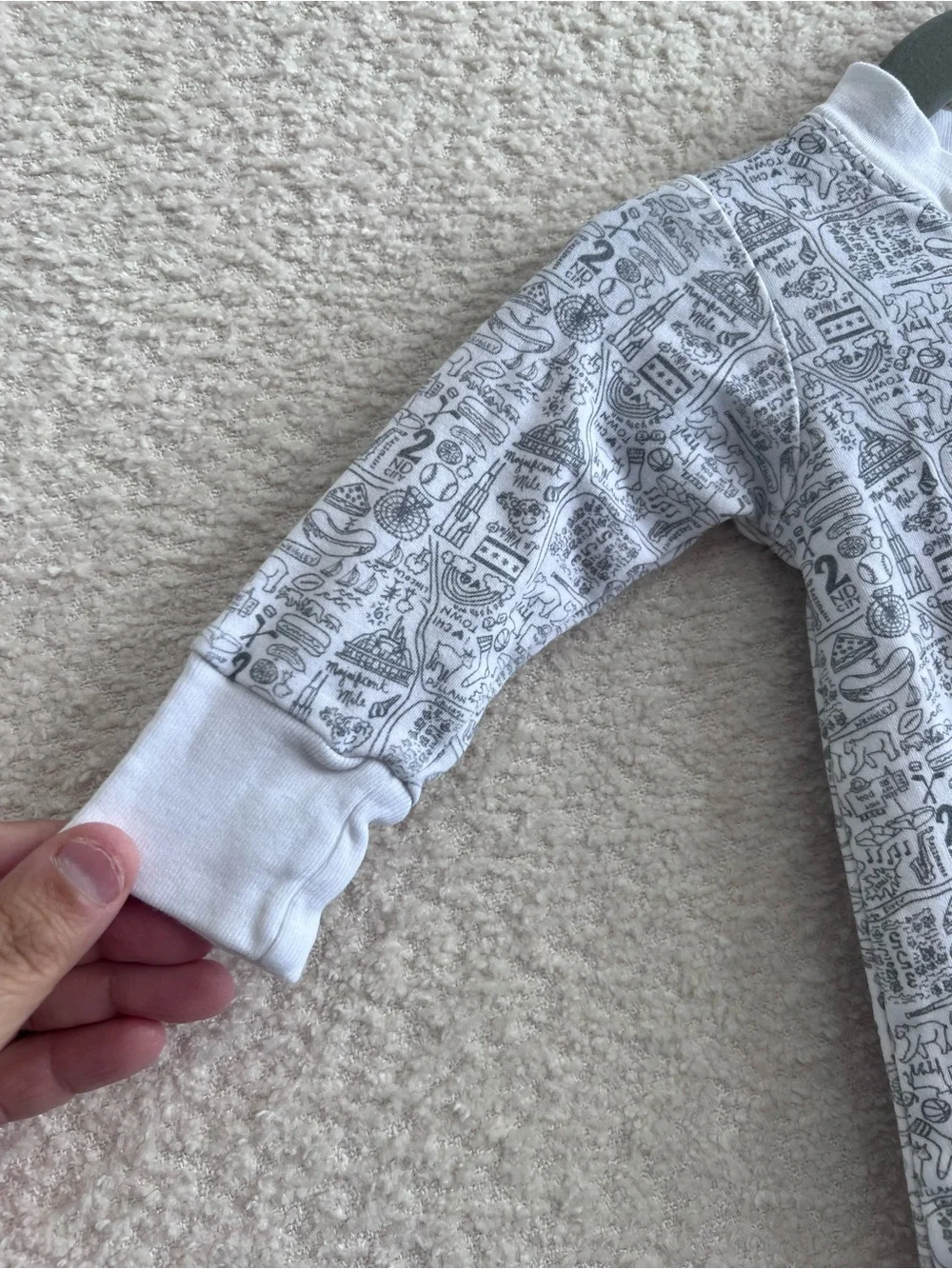 Joy‎ Street Baby 100% Pima Cotton One Piece Chicago Pajamas Size 0-3 Months